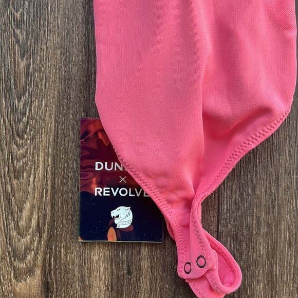 Siouxsie Bodysuit in Hot Pink - Picture 3 of 9